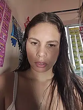 Snapshot of Lara_queenxxx chatting on February 3, 2026, 11:37 am Lara queenxxx online show from February 3, 2026, 11:37 am