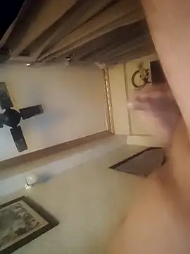 Snapshot of hardnhornybull chatting on January 14, 2026, 9:29 pm hardnhornybull online show from January 14, 2026, 9:29 pm