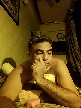 Snapshot of hardnhornybull chatting on January 11, 2026, 9:55 pm hardnhornybull online show from January 11, 2026, 9:55 pm