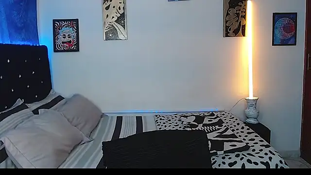 Snapshot of yorsamm_smit chatting on February 7, 2026, 3:42 pm yorsamm smit online show from February 7, 2026, 3:42 pm