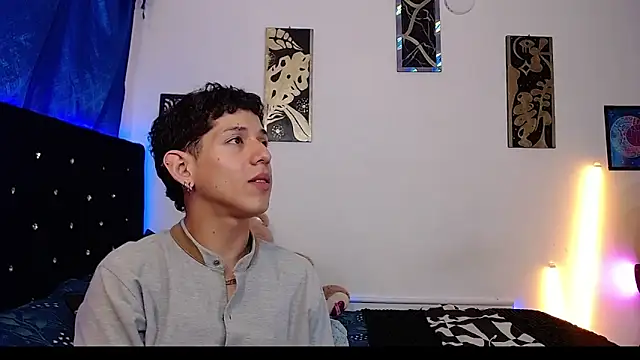 Snapshot of yorsamm_smit chatting on February 21, 2026, 12:34 am yorsamm smit online show from February 21, 2026, 12:34 am