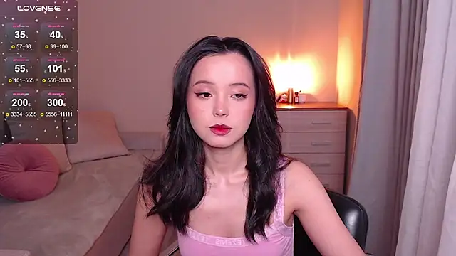 lia hetty online show from December 29, 2024, 2:21 pm