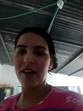 zaraluxx1 online show from January 8, 2026, 6:47 pm