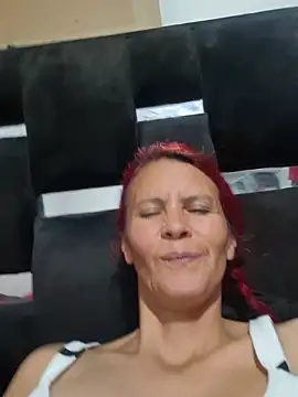 Snapshot of cintia_love chatting on May 30, 2026, 11:10 pm cintia love online show from May 30, 2026, 11:10 pm