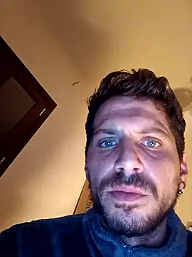 Adrianxxxxxx53 online show from January 14, 2026, 2:37 am