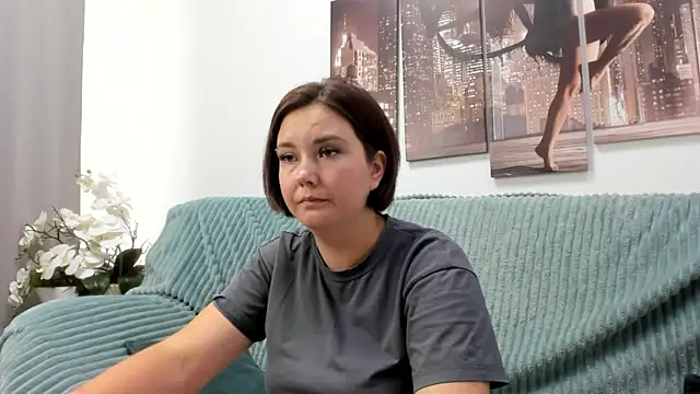 Sweetie Rozzy online show from July 13, 2026, 7:51 am