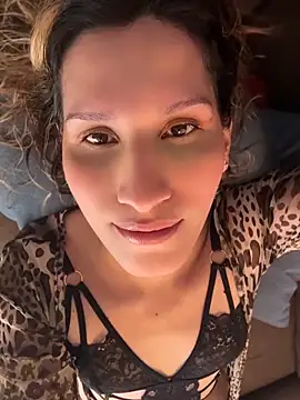 Snapshot of milablossom01 chatting on May 29, 2026, 4:46 pm milablossom01 online show from May 29, 2026, 4:46 pm