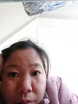 Snapshot of donaaa2 chatting on January 8, 2026, 1:33 am donaaa2 online show from January 8, 2026, 1:33 am