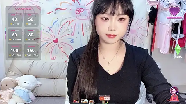 xiaoguai99 online show from April 4, 2026, 7:48 am