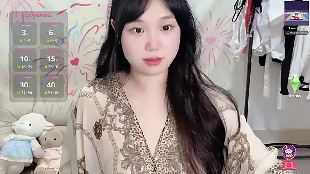Snapshot of xiaoguai99 chatting on June 18, 2026, 12:54 pm xiaoguai99 online show from June 18, 2026, 12:54 pm