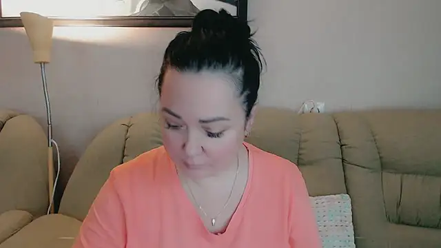 infinity loveliness online show from November 16, 2025, 7:35 am