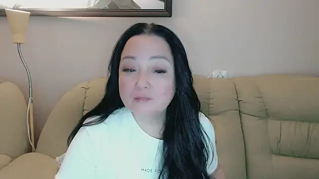 infinity loveliness online show from November 10, 2025, 7:13 am