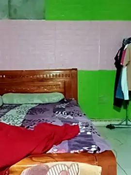 Snapshot of Lucky-cat68 chatting on January 11, 2026, 1:29 pm Lucky-cat68 online show from January 11, 2026, 1:29 pm