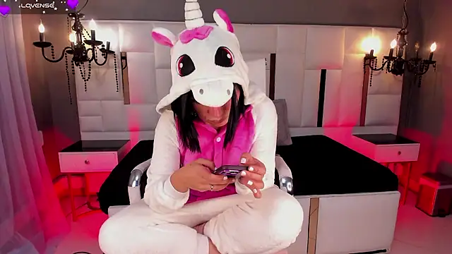 MAGIC ISIS  online show from February 28, 2026, 4:23 am