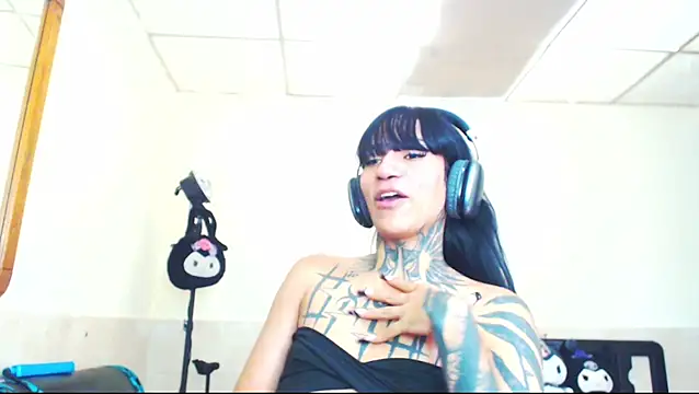 Snapshot of jazmin_wolf chatting on May 7, 2026, 3:04 pm jazmin wolf online show from May 7, 2026, 3:04 pm