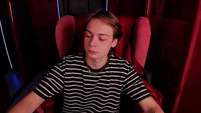 PaulWilliamsy online show from January 14, 2026, 10:08 am