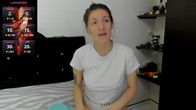 tina2204 online show from March 20, 2026, 11:11 am