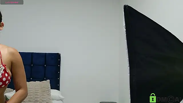 Snapshot of sweet_posionx chatting on February 23, 2026, 8:53 pm sweet posionx online show from February 23, 2026, 8:53 pm