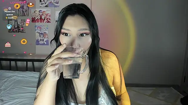 yunami  chan online show from February 1, 2026, 1:20 pm