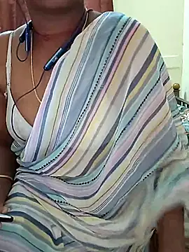 Snapshot of Meena_Meenakshi chatting on February 3, 2026, 6:22 am Meena Meenakshi online show from February 3, 2026, 6:22 am