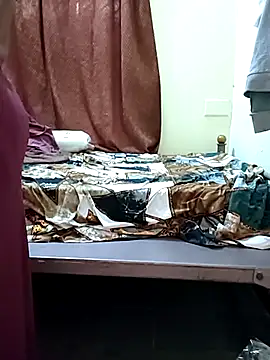 Snapshot of Meena_Meenakshi chatting on March 2, 2026, 5:08 am Meena Meenakshi online show from March 2, 2026, 5:08 am