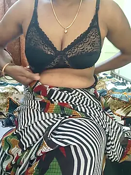 Meena Meenakshi online show from March 16, 2026, 4:42 am