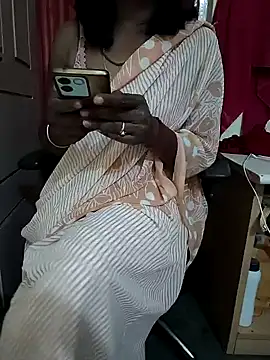 Meena Meenakshi online show from March 8, 2026, 4:38 am