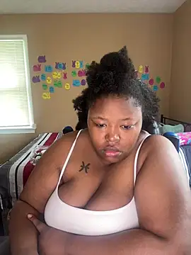 Snapshot of Chocolatebunnyxx96 chatting on May 9, 2026, 1:25 pm Chocolatebunnyxx96 online show from May 9, 2026, 1:25 pm