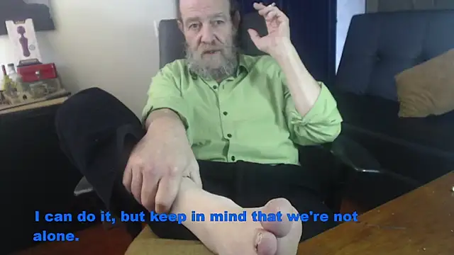 Snapshot of Uncle_Hottie chatting on July 12, 2026, 4:30 pm Uncle Hottie online show from July 12, 2026, 4:30 pm