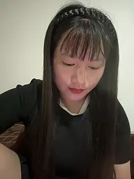 Suni-ii online show from April 3, 2026, 11:44 pm