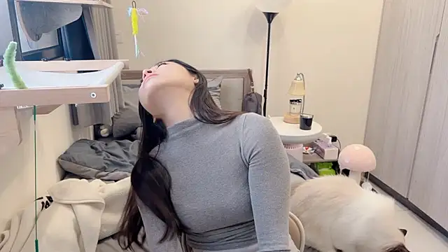 BabyOneDaily online show from February 3, 2026, 1:27 am