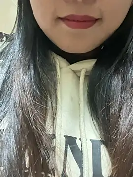 Snapshot of mode-bae chatting on January 19, 2026, 1:53 am mode-bae online show from January 19, 2026, 1:53 am