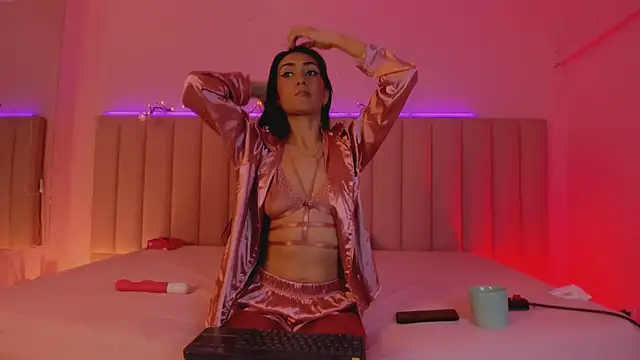 Denightjones online show from April 14, 2026, 3:22 am