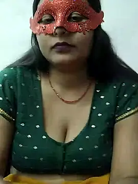 Snapshot of Cute-angle-1 chatting on February 14, 2026, 3:56 pm Cute-angle-1 online show from February 14, 2026, 3:56 pm