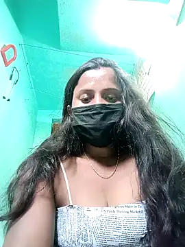 debpriyasen92 online show from February 18, 2026, 6:44 am