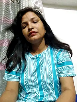 Priyaa 1433 online show from June 19, 2026, 2:39 am