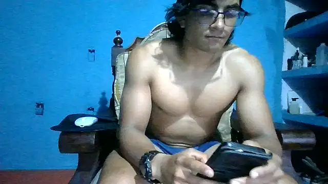 Xaviervtg online show from May 26, 2026, 2:48 pm