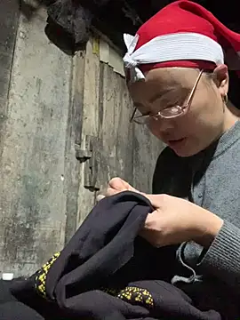 Snapshot of hinicky-0 chatting on February 19, 2026, 2:58 pm hinicky-0 online show from February 19, 2026, 2:58 pm