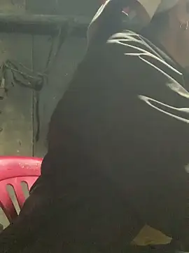 Snapshot of hinicky-0 chatting on March 1, 2026, 1:11 pm hinicky-0 online show from March 1, 2026, 1:11 pm