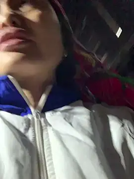 Snapshot of hinicky-0 chatting on February 3, 2026, 12:54 am hinicky-0 online show from February 3, 2026, 12:54 am