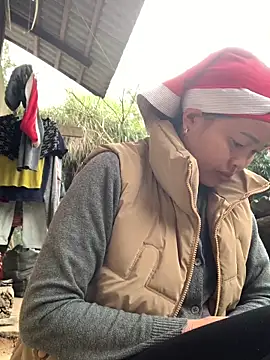 Snapshot of hinicky-0 chatting on February 18, 2026, 1:58 am hinicky-0 online show from February 18, 2026, 1:58 am