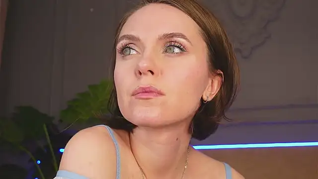 Lil  Fleur online show from February 27, 2026, 10:31 pm