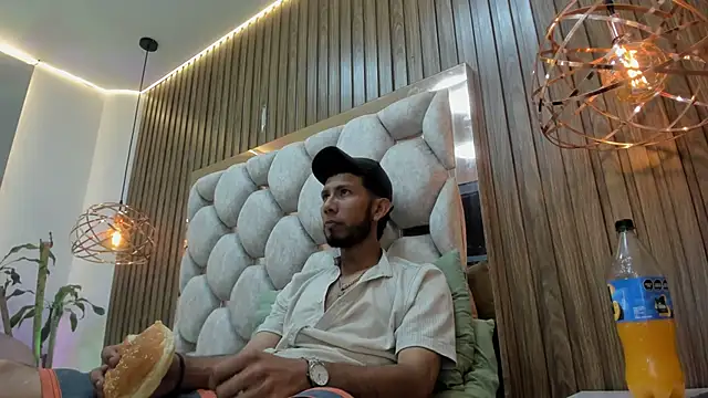 james  walsh online show from February 17, 2026, 7:33 pm