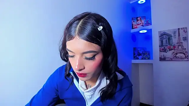 honeyluxe  online show from April 12, 2026, 5:11 am