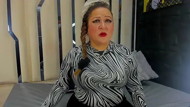 Snapshot of Meriland_HH chatting on March 3, 2026, 4:03 pm Meriland HH online show from March 3, 2026, 4:03 pm