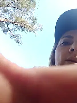 Monita Med online show from April 12, 2026, 1:47 pm