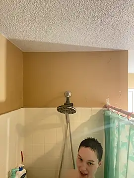 SugarNCinnamon online show from February 6, 2026, 8:49 pm