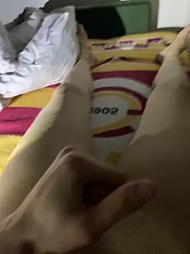 mhmtt12 online show from March 25, 2026, 9:57 pm