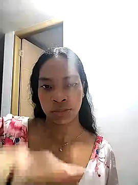 Snapshot of KATALINA_SANTANA_ chatting on February 13, 2026, 11:38 pm KATALINA SANTANA online show from February 13, 2026, 11:38 pm