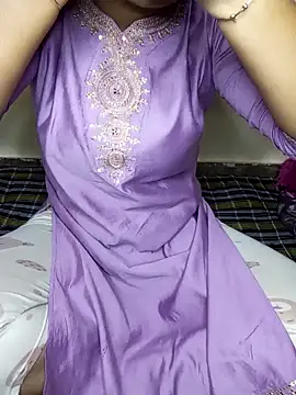 Snapshot of Kushi_Sharmaa chatting on February 21, 2026, 5:20 am Kushi Sharmaa online show from February 21, 2026, 5:20 am